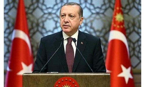 CUMHURBAŞKANI ERDOĞAN: 'SANATÇI MİLLETİ HOR GÖRMEMELİ' 